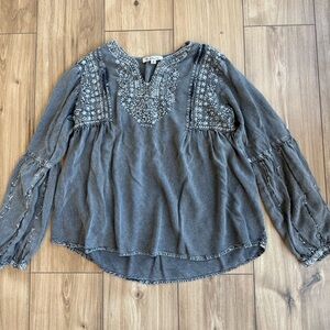 Solitaire SZ Med Women's Embroidered Boho Peasant Top Balloon Sleeves Grey Black